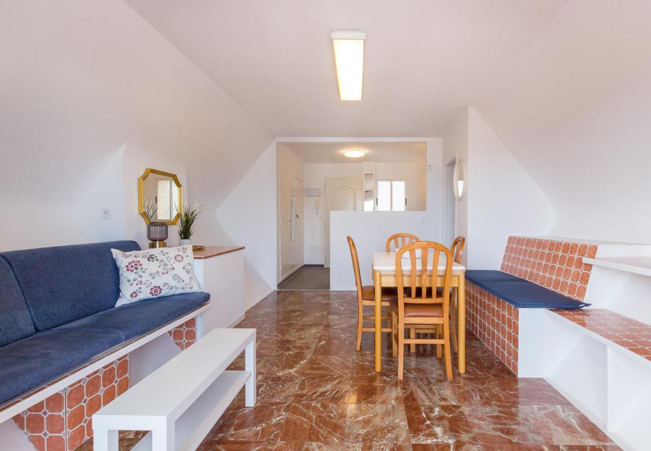 Reformado Apartamento En El Centro Con Vista Al Mar Torremolinos Kültér fotó