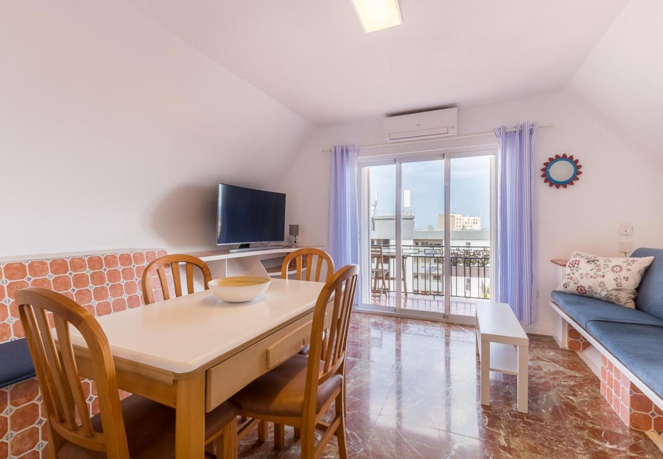 Reformado Apartamento En El Centro Con Vista Al Mar Torremolinos Kültér fotó