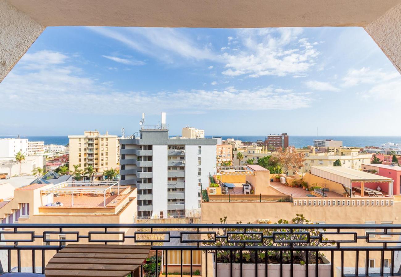 Reformado Apartamento En El Centro Con Vista Al Mar Torremolinos Kültér fotó